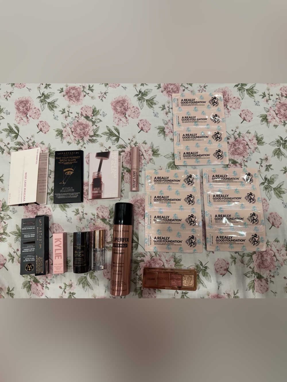 Makeup Sample/ Minis Bundle